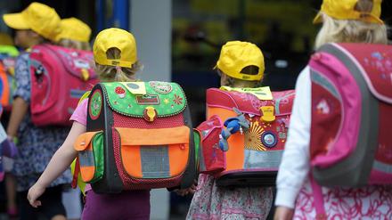 Für freie Schulen soll es künftig schwieriger werden, von Anfang an staatliche Zuschüsse zu erhalten.