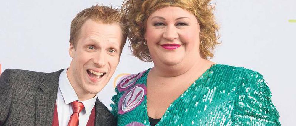 Cindy aus Marzahn und Oliver Pocher präsentieren die Gala des Fernsehpreises.