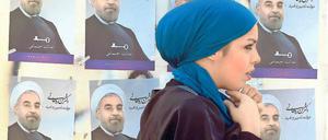 Überraschende Worte und Gesten: Die Aussagen von Irans Staatschef Ruhani lassen auch viele seiner Landsleute auf mehr Freiheiten hoffen. Foto: Abedin Taherkenareh/dpa