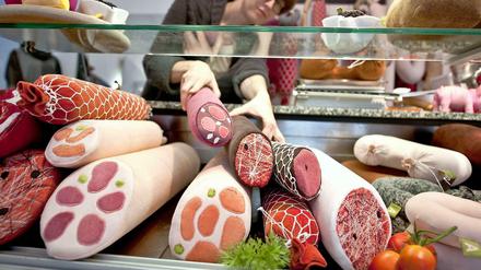 Jetzt geht es um die Wurst. Zwei Dutzend Firmen sollen ihre Preise abgesprochen haben.