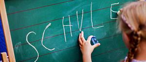 Schule wird in Berlin sehr unterschiedlich buchstabiert.