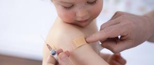 Thema: Impfung von Kindern. Bonn Deutschland *** Topic Vaccination of children Bonn Germany Copyright: xUtexGrabowsky/photothek.netx 