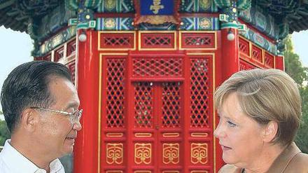 Verlierer trifft Gewinnerin: China – hier Ex-Premier Wu – wird mehr denn je kritisch gesehen. Merkel verliert Sympathien, aber weniger als viele EU-Politiker. Foto: Peer Grimm/pa-dpa
