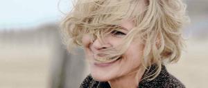 Altenteil? Ach was! Fanny Ardant spielt eine Zahnärztin, die sich in einen jungen Lehrer verliebt. 