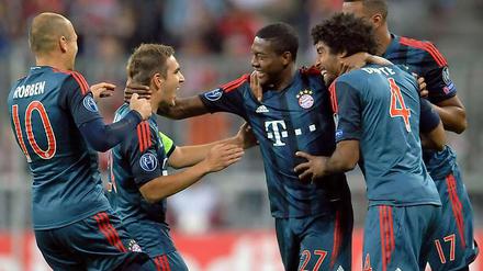 Auftakt nach Maß. David Alaba (Mitte) feiert seinen Führungstreffer.