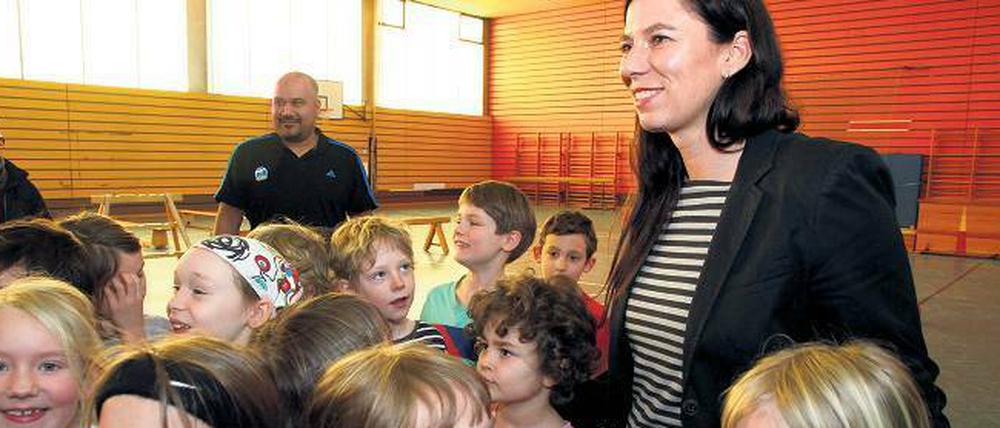 Politik, nicht barrierefrei. Bildungssenatorin Sandra Scheeres (SPD) kann sich derzeit nur schwer durchsetzen.