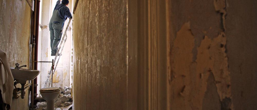 Mit einer Badsanierung haben nur wenige Wohnungseigentümer Erfahrung.