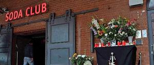 Nach der Tötung eines Türstehers des "Soda Clubs" in Prenzlauer Berg hat die Polizei am Dienstag ein Rocker-Vereinsheim im brandenburgischen Seelow durchsucht.