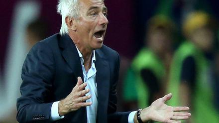 Harter Hund. Bert van Marwijk wäre nach Huub Stevens und Martin Jol der dritte niederländische Trainer beim HSV.