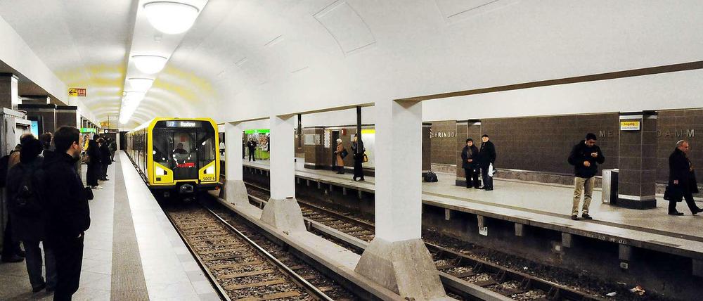 Umsteigen, bitte. Wer mit den U7 in den Süden will, muss bald den Bus nehmen. 