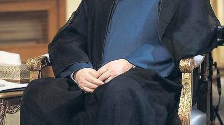 Der neue Mann. Mit dem Versprechen, die gesellschaftlichen Kontrollen abzumildern und im Atomstreit durch ein Einlenken die Lockerung der wirtschaftlich verheerenden Sanktionen zu erreichen, gewann Hassan Ruhani bereits in der ersten Wahlrunde. Foto: AFP