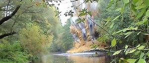 Bombenfund in der Nuthe? Kennt Potsdam, so sah's 2010 aus.