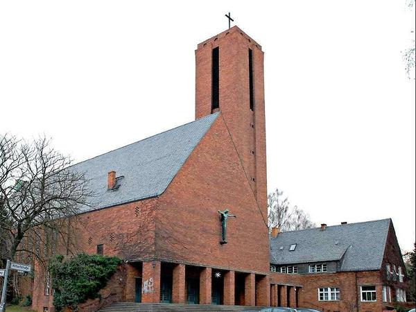 Die Jesus-Christus-Kirche in Dahlem. Weltweit bekannt wurde die Kirche vor allem als Aufnahmestudio für Klassik-CDs