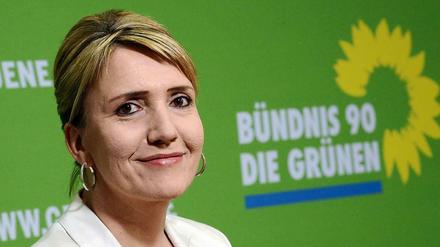 Peter war in der saarländischen Jamaika-Koalition 2009 bis 2012 Umweltministerin.