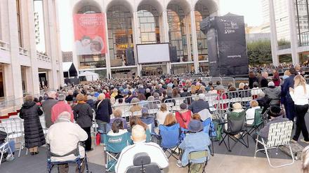 Die Premiere von "Eugen Onegin" wurde vor der Met live übertragen.