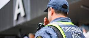 Sollen für mehr Ordnung und Sicherheit in Schweden sorgen: Private Sicherheitsdienste haben seit dem 1. Januar mehr Befugnisse.