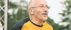 Horst Milde, 74, war Deutscher Meister mit der 3x1000-Meter-Staffel. 1964 initiierte er am Teufelsberg den ersten Volkslauf Berlins. Zehn Jahre später organisierte er im Grunewald den ersten Marathon. Neben der SCC-Running GmbH führte der gelernte Konditor und Diplom-Kaufmann die Bäckerei seiner Eltern in Tempelhof weiter.