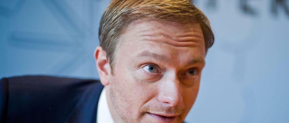 FDP-Politiker Christian Lindner hat sich Haare transplantieren lassen. 