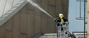 Versicherungsfall. 2008 brannte die Philharmonie in Berlin. Das Gebäude ist bei der Feuersozietät versichert – wie auch das Olympiastadion und das Brandenburger Tor.