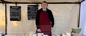 Markt der Möglichkeiten. Georg Weishäupl bevorzugt den Schillermarkt in Neukölln – obwohl er hochwertigen Käse aus der Schweiz anbietet. 