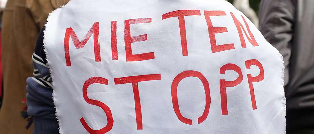Demonstration für eine Mietpreisbremse in Berlin.