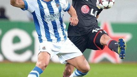 Sidney Sam, hier im Champions-League-Spiel gegen San Sebastians Alberto De La Bella.