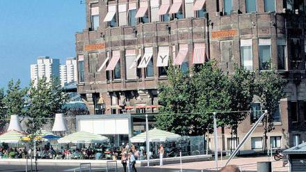 Backsteinnostalgie. Wo einst die Reederei Holland-Amerika Linie residierte, hat sich nun das Hotel New York einquartiert.