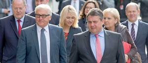 Mögliche Finanzminister? SPD-Fraktionschef Frank-Walter Steinmeier und SPD-Parteichef Sigmar Gabriel (von links).