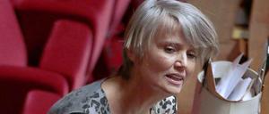 Schockiert. Véronique Massonneau in der Nationalversammlung. 