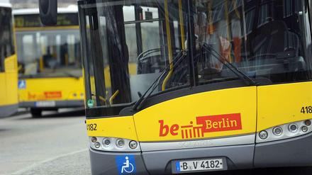 Nur wenige Fahrgäste der BVG lassen sich bei Verspätungen und Co. vom Unternehmen entschädigen.