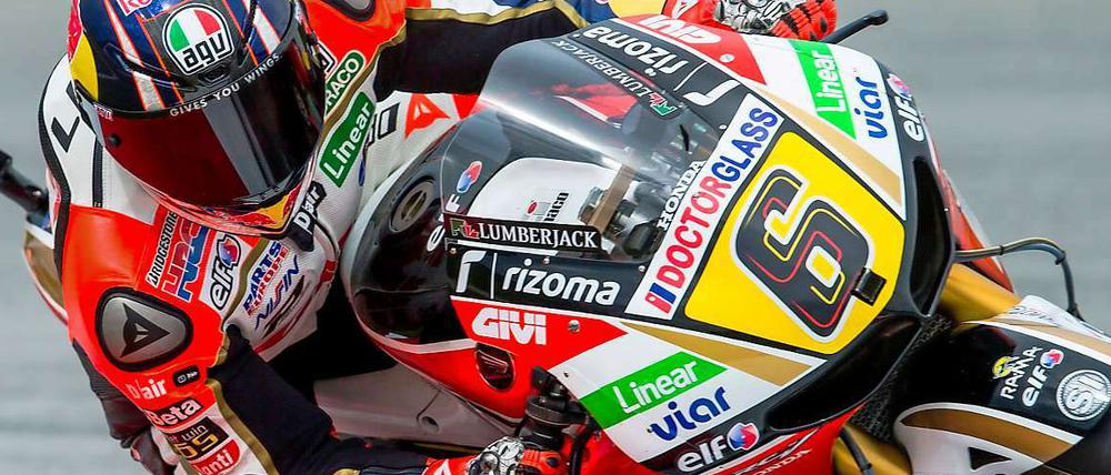 Immer knapp am Boden. Stefan Bradl brach sich bereits im Training zum Großen Preis von Malaysia den Knöchel.