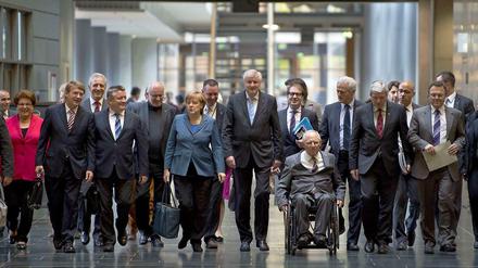 Da ist sie wieder, die Walze der Union, die zu den Sondierungsgesprächen anrollt. Dabei könnte die Flüchtlingspolitik für Zündstoff sorgen.