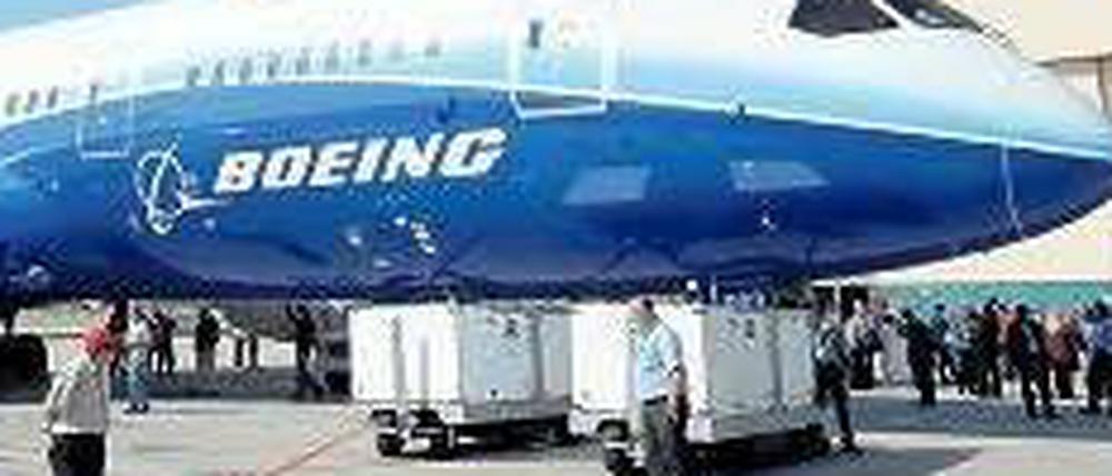 Kommt nicht aus den Schlagzeilen. Der Dreamliner von Boeing.