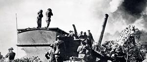 Volles Rohr. Amerikanische Artilleristen beschießen im September 1918 die deutschen Stellungen bei Verdun. Foto: France Presse Voir/AFP