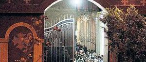 Auf offener Straße. Vor dieser Kirche wurden mehrere Gläubige ermordet. Foto: dpa