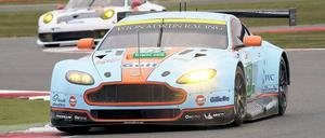 Im Dienste Ihrer Majestät. Seite 2009 geht Stefan Mücke für Aston Martin an den Start. Foto: Imago