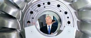 Um ihn dreht es sich. Joachim Gauck am 16. September auf der Werkzeugmaschinenmesse Emo in Hannover. 