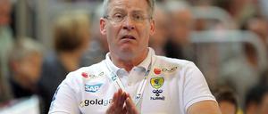 Trainer Gudmundur Gudmundsson vom Handball-Bundesligisten Rhein-Neckar Löwen fordert eine Änderung der Zeitspielregel.