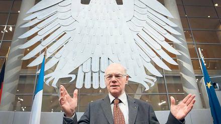In seiner Macht. Wenn er findet, dass jemand zu wenig zu Wort kommt, kann der Bundestagspräsident ihm mehr Redezeit zubilligen. Foto: Stephanie Pilick/dpa