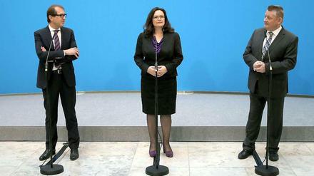 Die Generalsekretäre von CSU, SPD und CDU, Alexander Dobrindt (v.l.n.r.), Andrea Nahles und Hermann Gröhe.