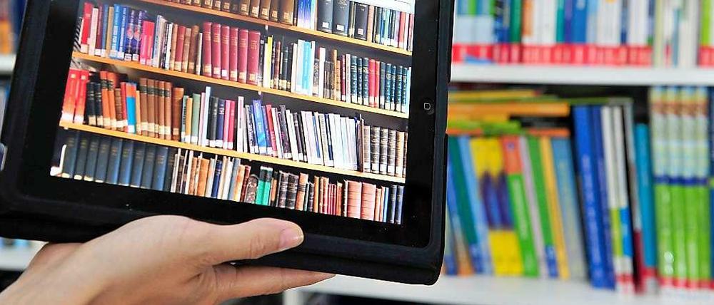 Ständig neu. Seit 2008 hat sich die Zahl der ausgeliehenen Medien fürs iPad und andere Reader versechsfacht. 