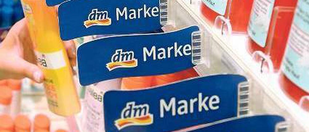 Das Geschäft mit Drogerieartikeln läuft. Dm verzeichnete im vergangenen Geschäftsjahr mit 7,7 Milliarden Euro einen neuen Rekordumsatz. Foto: dpa