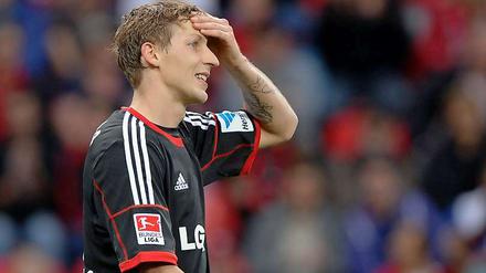 Getroffen. Stefan Kießlings Kopfballtor wird wohl nicht aberkannt. 