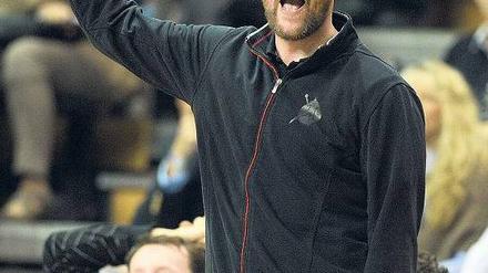 Was soll das? Trainer Dagur Sigurdsson war zuletzt selten einverstanden mit den Leistungen der Schiedsrichter. Vor allem in den Spitzenspielen fühlte er sich benachteiligt.Foto: dpa