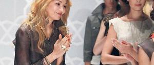 Arbeit am Image: Gulnara Karimowa bei der Präsentation ihres Modelabels „Guli“ in Moskau. Foto: Sergei Ilnitsky/pa/dpa