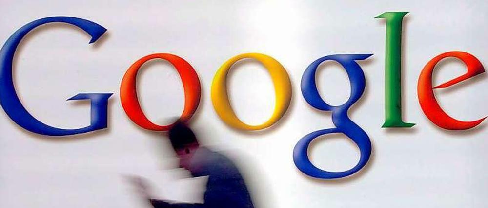 Das Google-Logo, gesehen in Frankfurt.