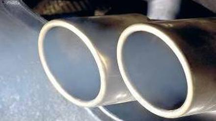 Energieeffizienz. Autobauer müssen auch den CO2-Ausstoß kennzeichnen. Foto: dpa