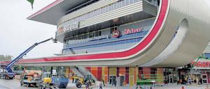 Seit Jahren gibt es am Einkaufscenter Eastgate an der Marzahner Promenade immer wieder Ärger mit größeren Jugendgruppen.