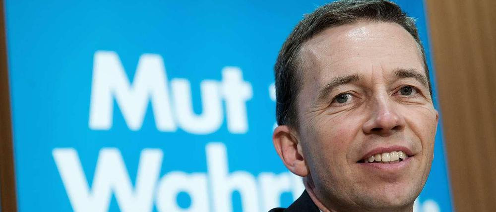Bernd Lucke ist vorerst an seinen volkswirtschaftlichen Lehrstuhl nach Hamburg zurückgekehrt.