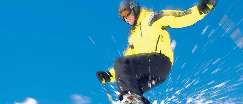 Juhu, endlich wieder auf die Bretter. Zu Beginn der Skisaison wird in vielen Orten Testmaterial zur Verfügung gestellt. Manche Bergstation verwandelt sich dann in einen Shop.